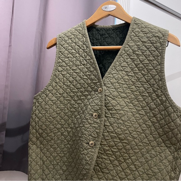 Chaps Olive Quilted Vest - Picture 6 of 9